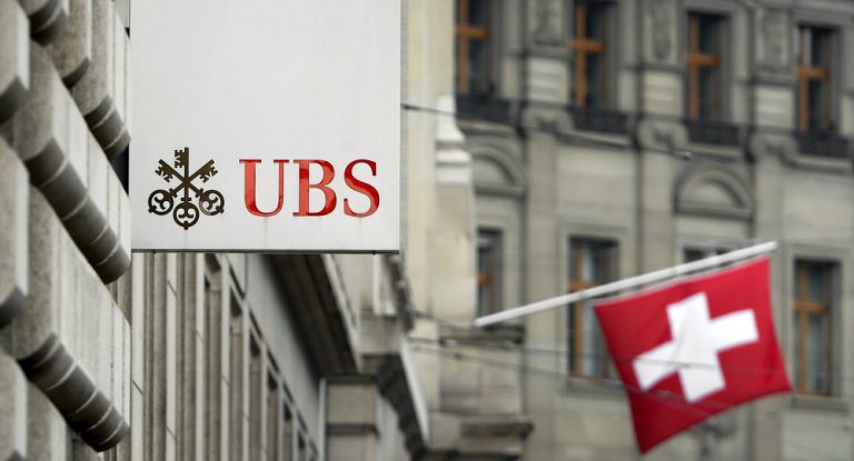 Badanie UBS Investor Watch – zamożni inwestorzy ostrożni, jeżeli chodzi o rok 2020