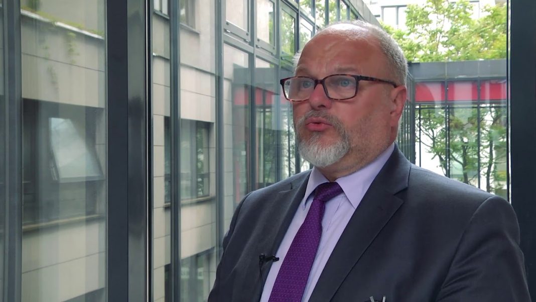 dr Jacek Furga, prezes AMRON
