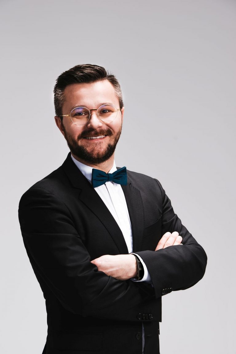Ulice handlowe potrzebują magnesów, które przyciągną nowe pokolenie klientów