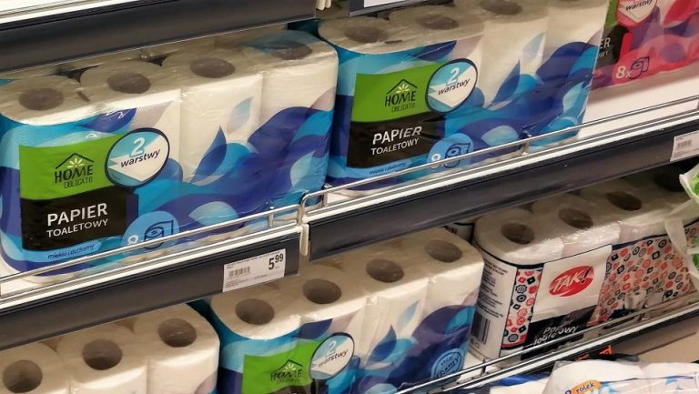 Papier toaletowy coraz droższy. W tym roku ceny pójdą jeszcze mocno w górę