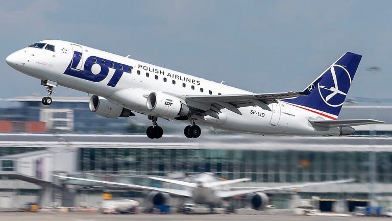 Branża lotnicza w Polsce na razie nie odczuwa skutków zbliżającego się brexitu