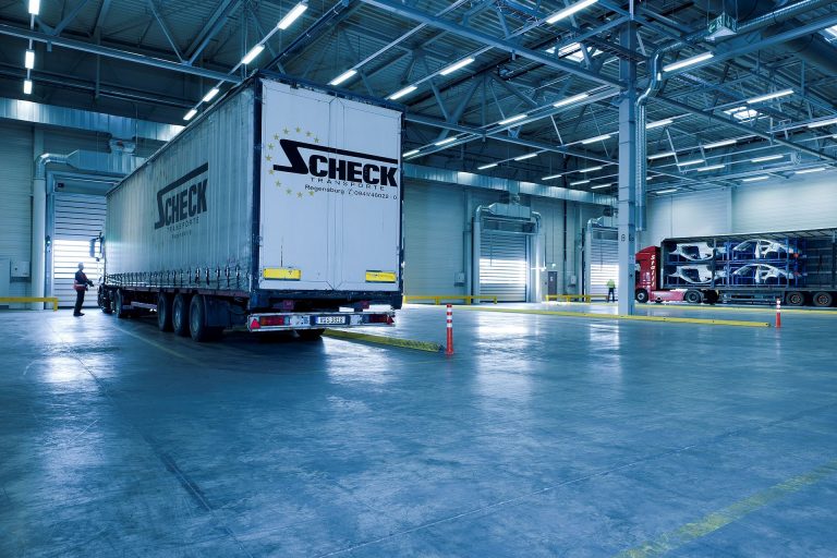 Logistyka w ogniu. Walczymy nie tylko z koronawirusem, ale i podwyżkami, Brexitem i Pakietem Mobilności. Czy to nie zbyt wiele?