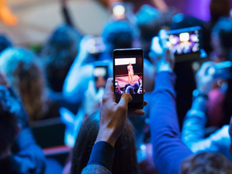 Branża telekomunikacyjna i wyzwania związane z wdrożeniem 5G