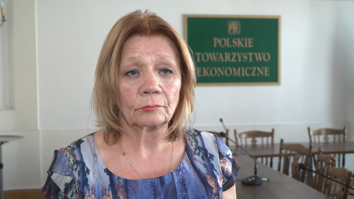 E. Mączyńska (PTE): Zerowy deficyt oznacza, że nie zwiększamy długu publicznego. Jednak zadłużanie się na inwestycje prorozwojowe nie jest negatywnym zjawiskiem 4