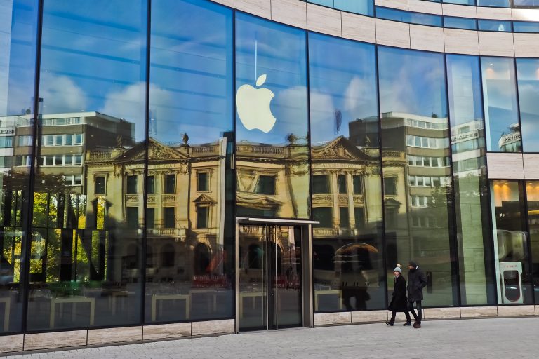 Czy Apple ogranicza konkurencję? UOKiK stawia zarzuty