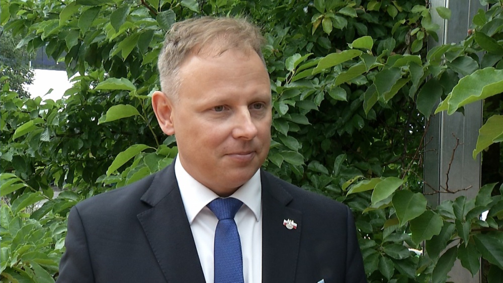 W erze sieci 5G atak hakerów może mieć katastrofalne skutki. Polska podejmuje działania w celu ochrony usług kluczowych, takich jak dostawy energii