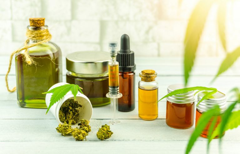 Olejek CBD: czy warto używać?
