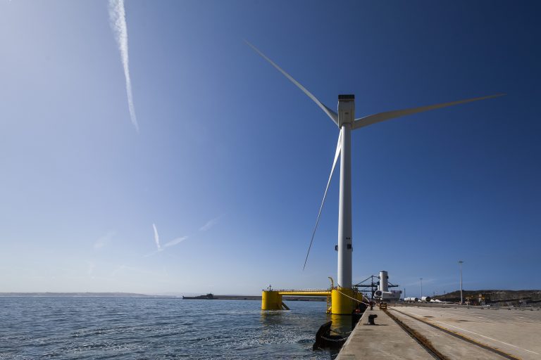 WindFloat Atlantic – rozpoczyna się instalacja pierwszej pływającej farmy wiatrowej w Europie kontynentalnej