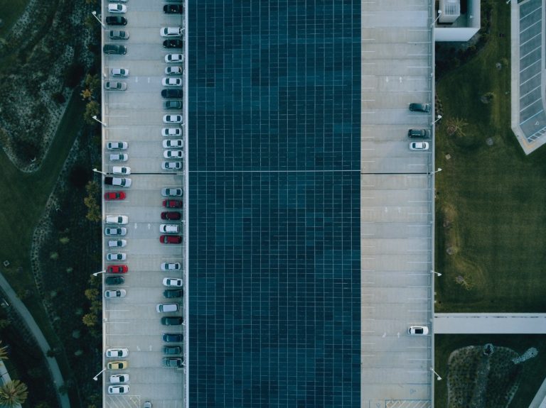 Bezpieczny Parking: lotnisko Okęcie
