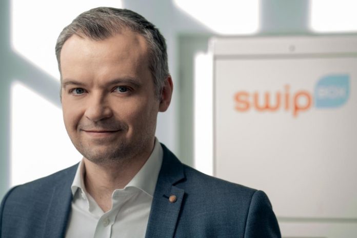 Łukasz Łukasiewicz, Operations Manager SwipBox Polska