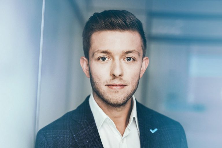 Daniel Arak: Car sharing może walczyć z Uberem jego własną bronią