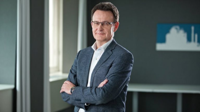 Grupa MOL finalizuje przejęcie Aurora Group