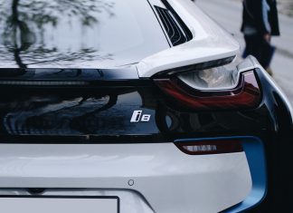 samochoód elektryczny BMW