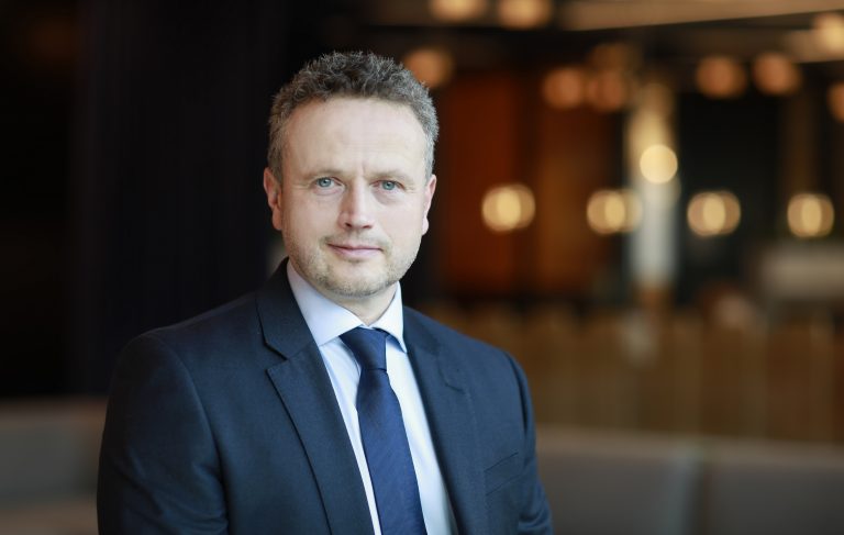 Mark Richardson wesprze Dział Doradztwa Inwestycyjnego  w Colliers International