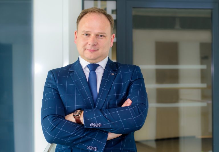 Firmy, które postawiły na innowacyjność, sprawniej reagują na nowe trendy – rozmowa z Ireneuszem Borowskim, Country Managerem na Polskę w Dassault Systèmes