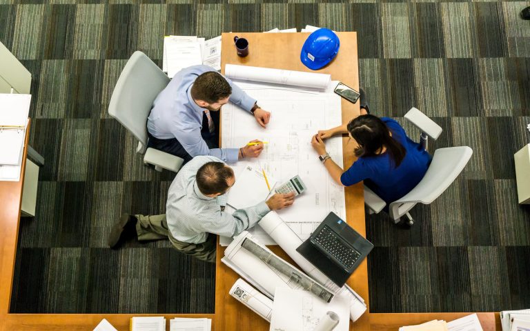 Czym Six Sigma i jakie firmy ją stosują?