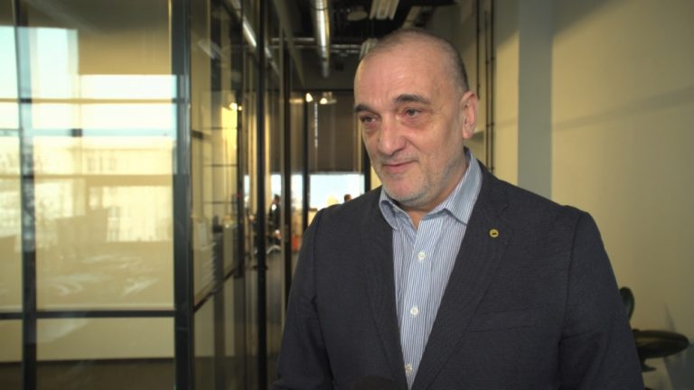 Tylko 30 proc. zmian wdrażanych przez firmy kończy się sukcesem. Najlepiej wypadają branża finansowa, szkolnictwo i przemysł
