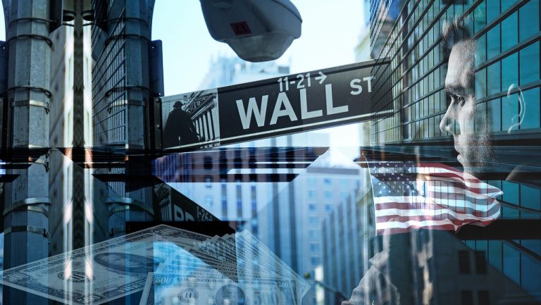 Wzrost zachorowań w USA nie wystraszył inwestorów. Amazon z rekordową ceną docelową