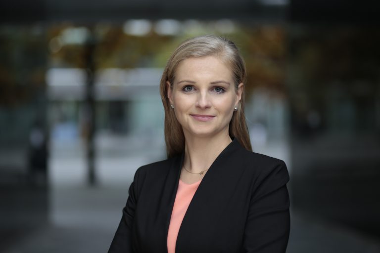 HR na wysokich obrotach – czyli jak wspierać pracowników i liderów  w pracy zdalnej