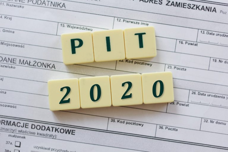 Tarcza antykryzysowa: 2000 złotych na świadczenia dla pracowników bez podatku