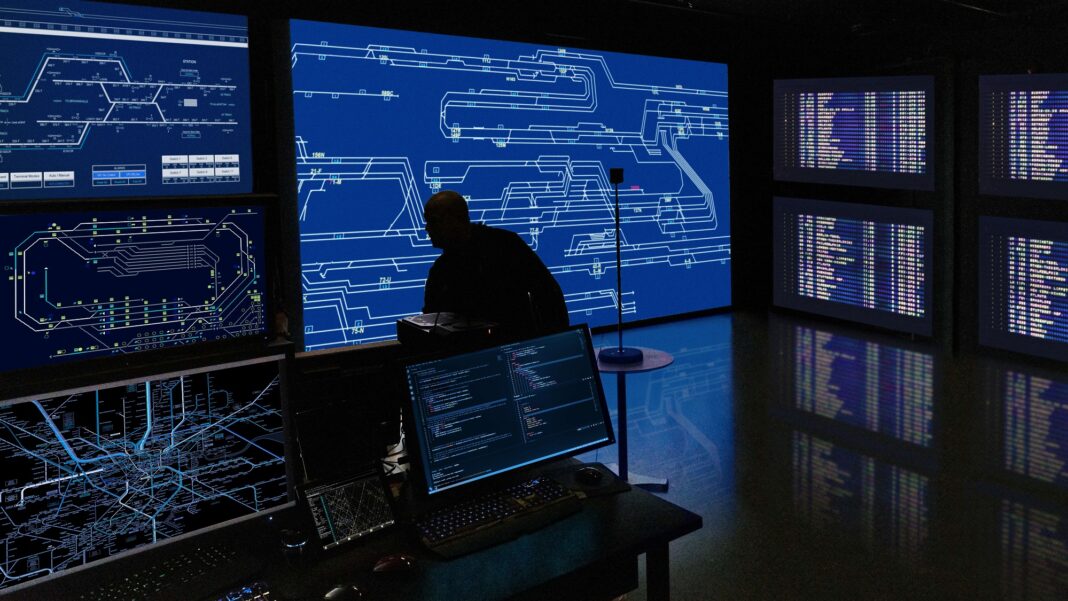 cyberbezpieczenstwo haker