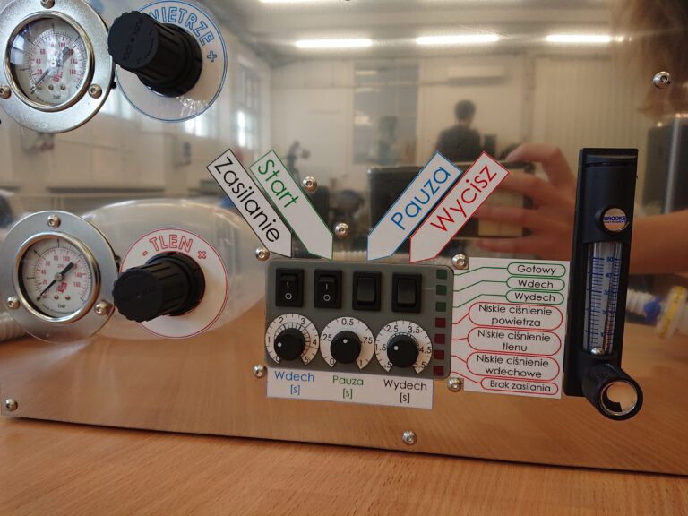 Naukowcy Łukasiewicza zbudowali prototyp respiratora „ostatniej szansy”