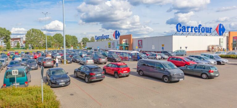 Centrum Nowe Bielawy: galeria handlowa w Toruniu, w której chce się bywać