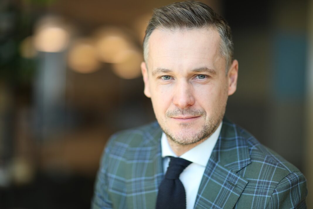 Colliers_Emil _Domeracki