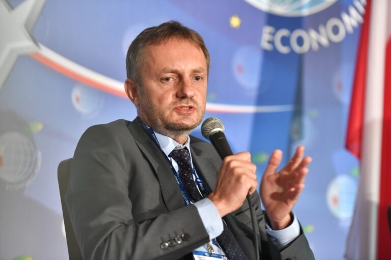 Marczuk o tarczy antykryzysowej: państwo stanęło na wysokości zadania