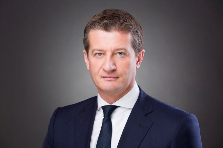 Tower Investments aktualizuje strategię i rozszerza działalność o produkcję spożywczą i delikatesy internetowe