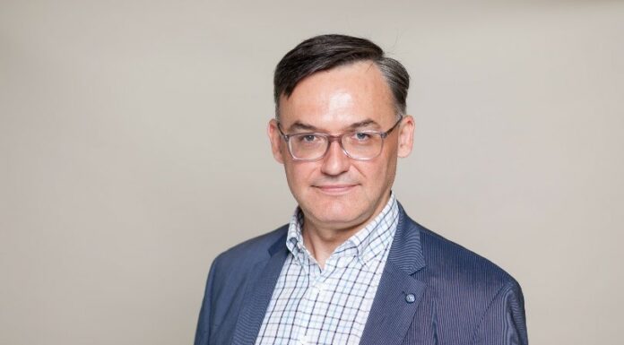 prof. dr hab. n. med. Konrad Rejdak kierownik Katedry i Kliniki Neurologii, Uniwersytet Medyczny w Lublinie;