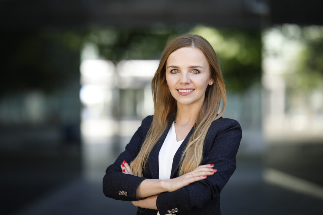Maroń, analityk w Dziale Doradztwa i Badań Rynku w Colliers International