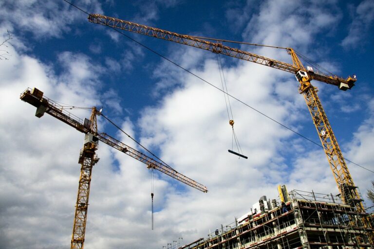 W pierwszym półroczu nastąpił spadek pozwoleń na budowę aż o 23% rdr