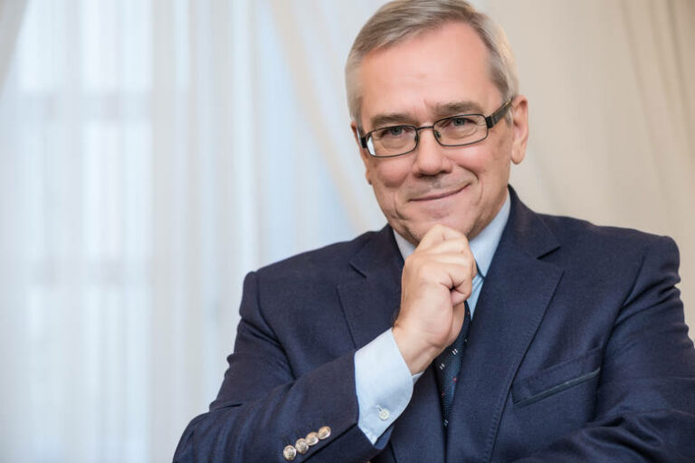 Andrzej Arendarski: Najszersze otwarcie gospodarki, z zachowaniem racjonalnych ograniczeń, ale nie zakazów
