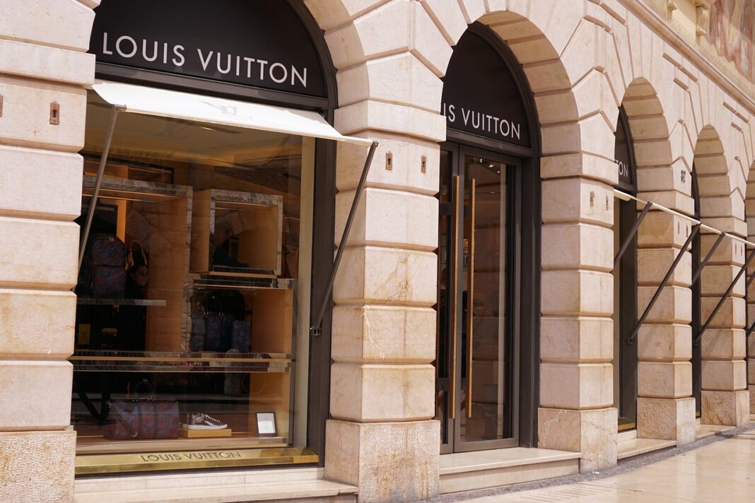 louis vuitton sklep luksus