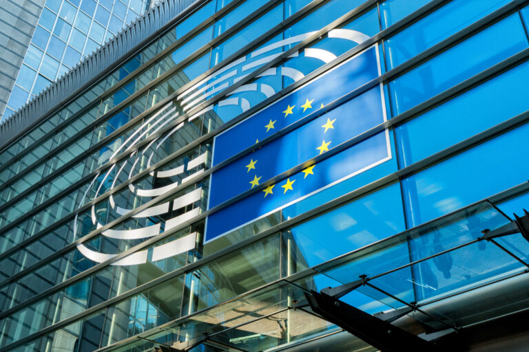 Polska największym beneficjentem SAFE: rząd wnioskuje o 43,7 mld euro na armię, cyberbezpieczeństwo i „Tarczę Wschodnią”