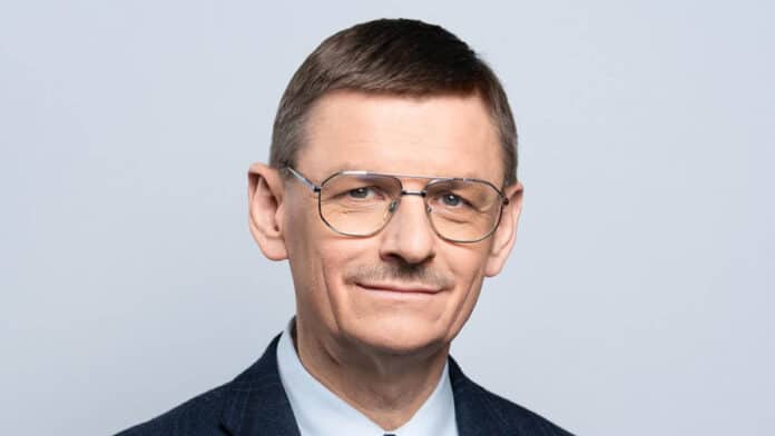 Prezes Polskiej Agencji Kosmicznej prof. dr hab. Grzegorz Wrochna