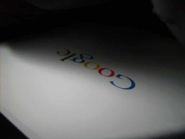 Google ukarany przez Komisję Europejską rekordową grzywną. Stawką jest rynek reklamy internetowej i globalne relacje handlowe