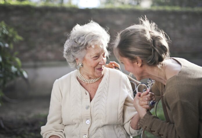 Opieka nad osobami starszymi