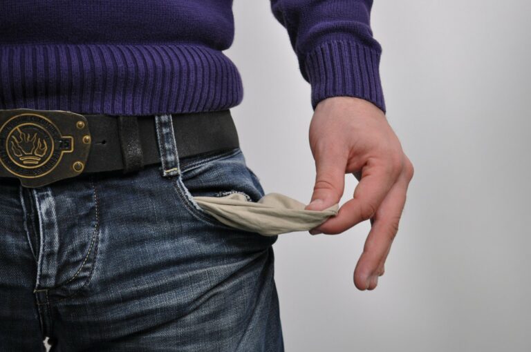 Ponad połowa Polaków rezygnuje z urlopu  z przyczyn finansowych