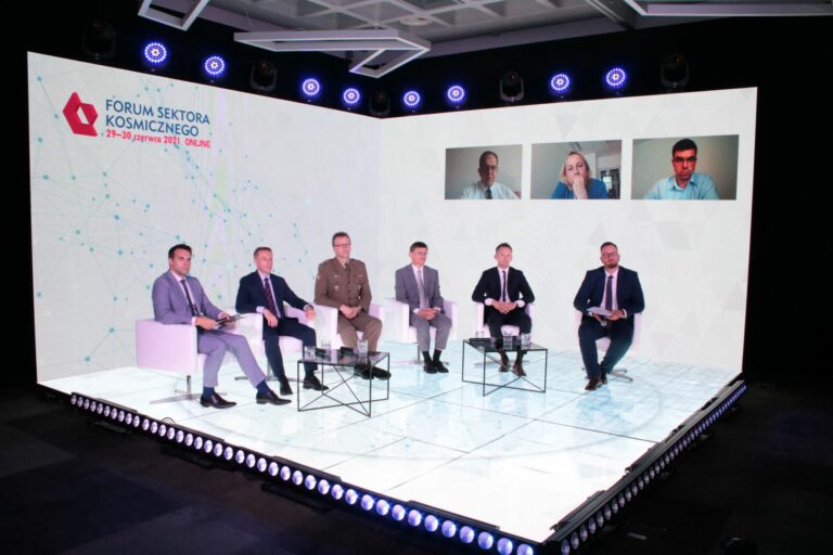 Jaka przyszłość czeka branżę kosmiczną w Polsce? Wnioski z 3. Forum Sektora Kosmicznego