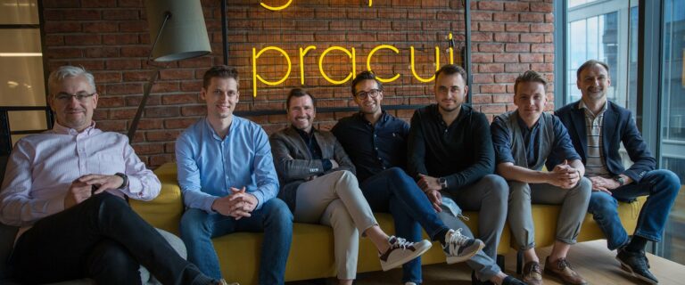 Grupa Pracuj inwestuje w platformę Worksmile
