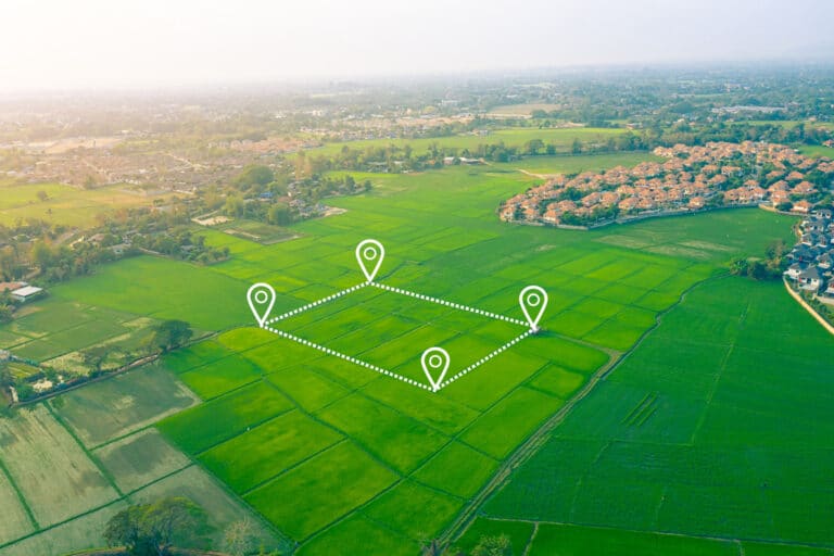 GeoScan sprawdzi działkę lub mieszkanie w minutę. Nowe narzędzie analizuje ponad 100 wskaźników nieruchomości