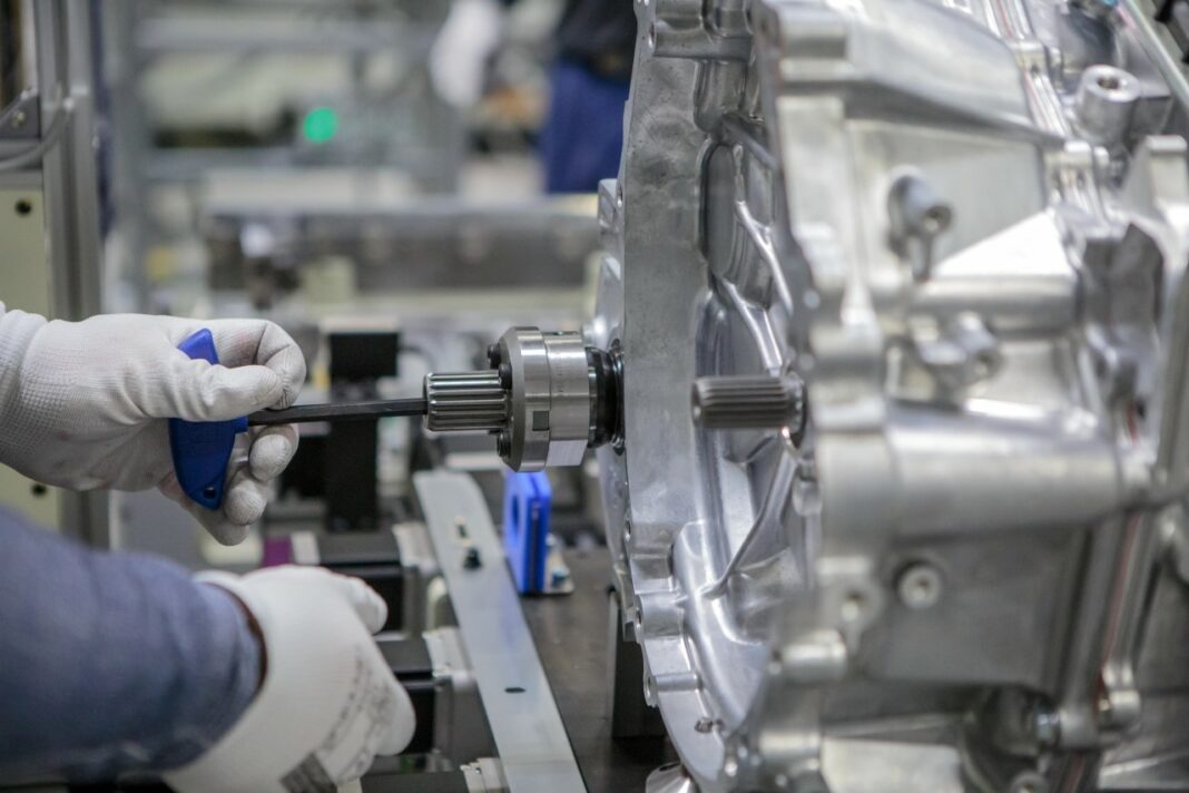 Toyota Motors Manufacturing Poland. Linia produkcyjna nowych, hybrydowych skrzyń biegów „small-small”