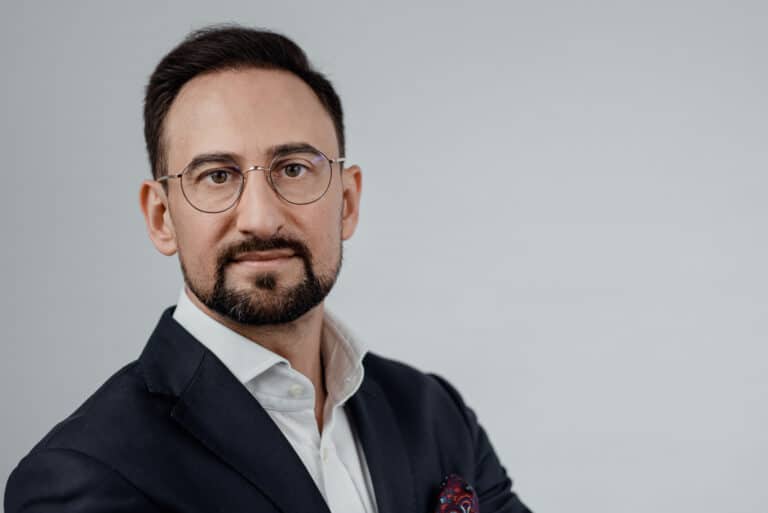Rynek pracy w Polsce: sektory odporne na kryzys i te, które go odczuwają