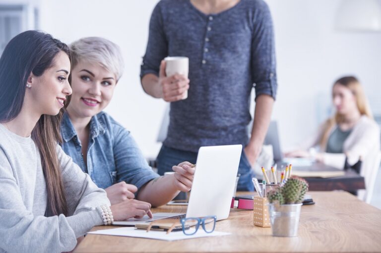 Agencja marketingowa – jak może pomóc odnieść sukces?