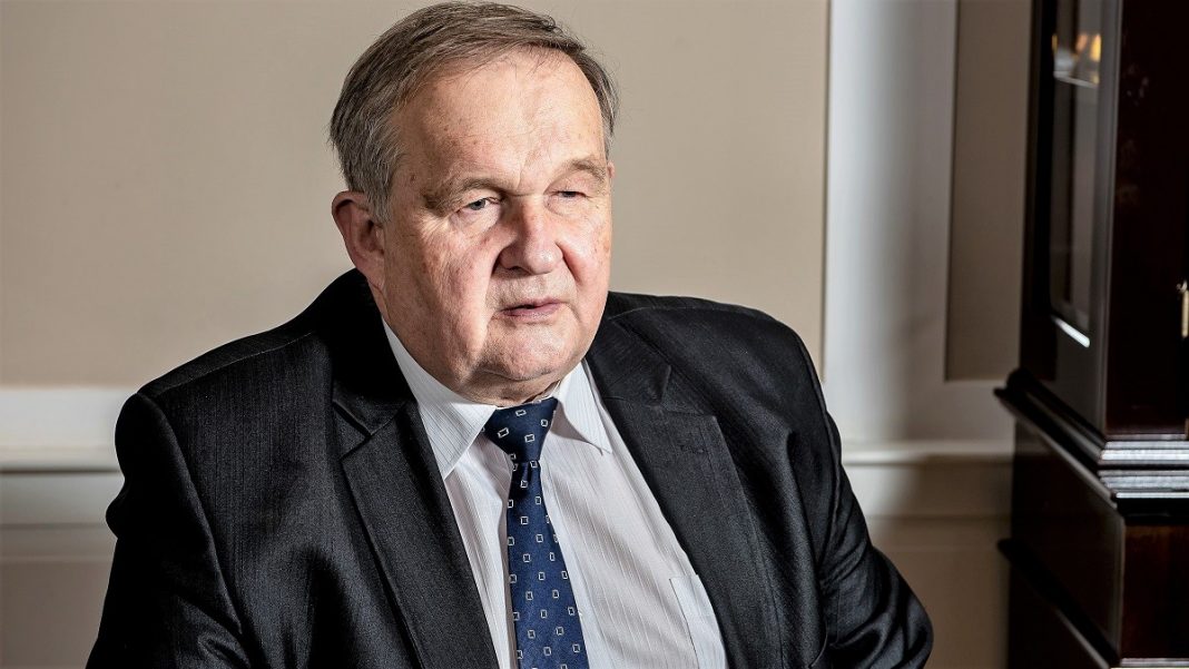 dr Andrzej Maria Faliński, wiceprezes Stowarzyszenia Forum Dialogu Gospodarczego, były wieloletni dyrektor generalny Polskiej Organizacji Handlu i Dystrybucji (POHiD)