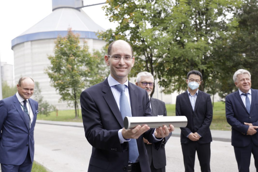 Lafarge Cementownia Małogoszcz_Modernizacja wmurowanie aktu erekcyjnego