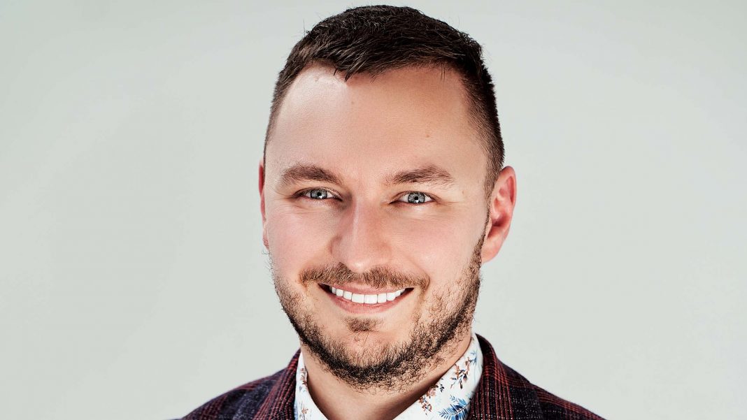 Marcin Michalski, ekspert strategii digital marketingowych i reklamy online, a także publicysta oraz autor bloga Marketing Hacker