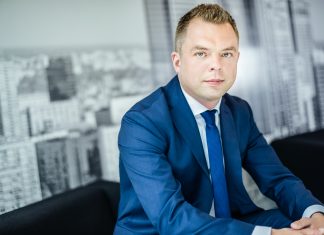 Marcin Sulewski, Dyrektor Działu Rynków Kapitałowych Nieruchomości Biurowych, JLL